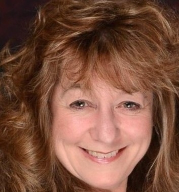 Lynda Adams - Class of 1985 - Amherst Regional High School