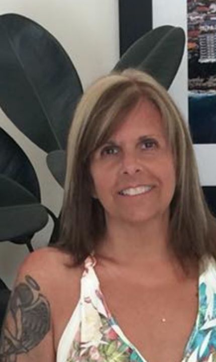 Holly Echlov - Class of 1974 - Newton North High School