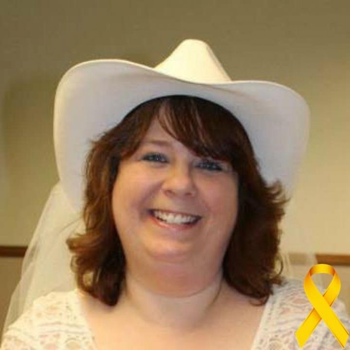 Laura Holtz - Class of 1988 - Lafayette High School