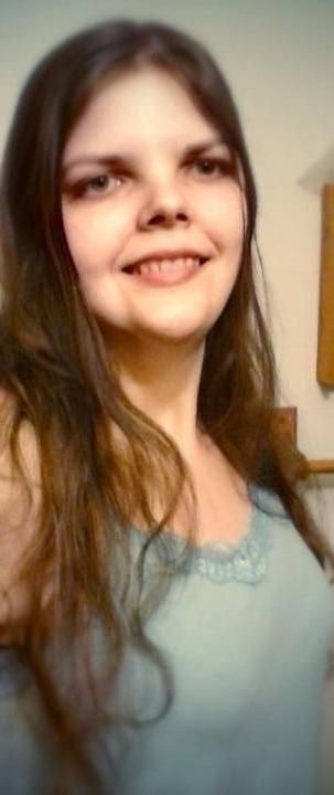 Elizabeth Burks - Class of 2008 - Johnson Central High School