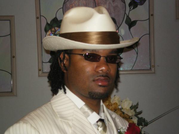 Kelando Daughtdrill - Class of 1998 - Pearl Cohn Magnet High School