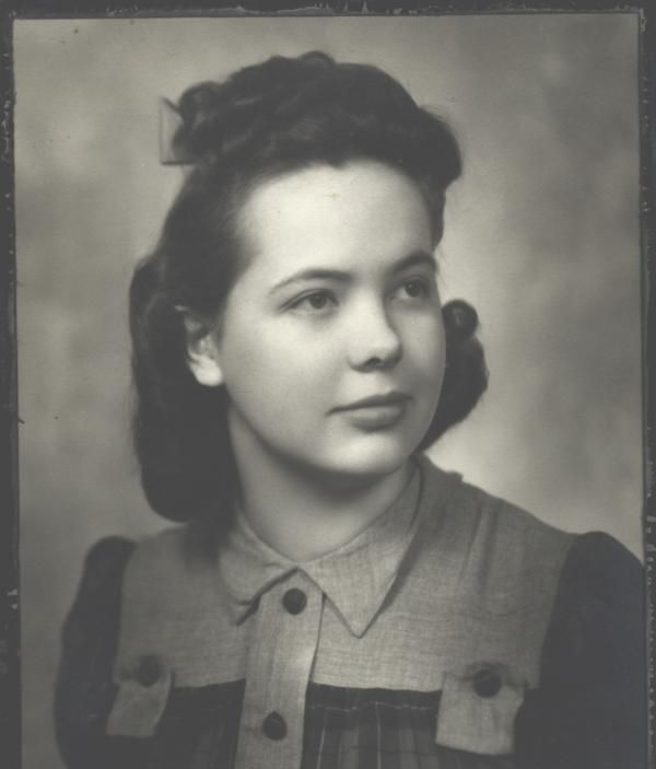 Laura Simonds - Class of 1942 - Battle Mountain High School