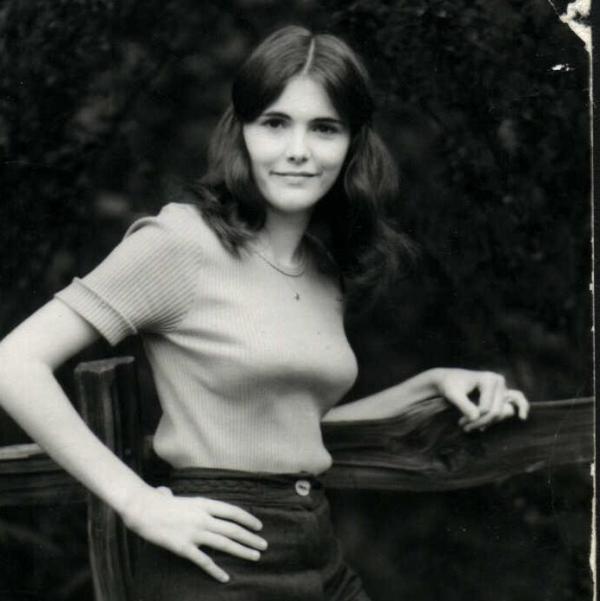 Marla Lockhart - Class of 1976 - Iaeger High School