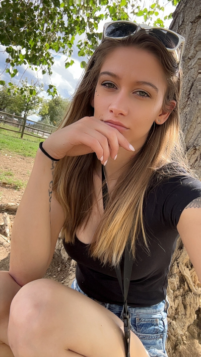 Valerie Lancaster - Class of 2016 - Basic High School