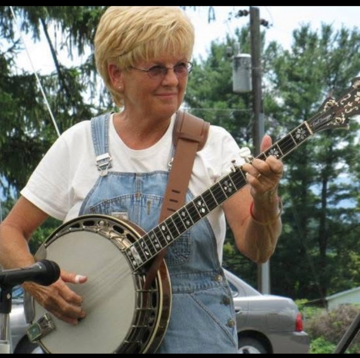 John S Battle High School Classmates