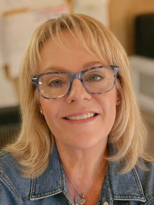 Kathy Mueller - Class of 1974 - Brooklyn High School