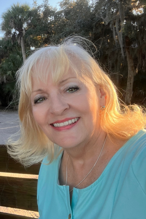 Brenda Lippert - Class of 1971 - Mifflin High School