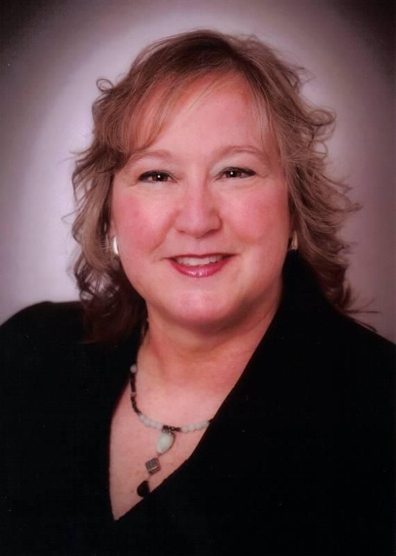 Margaret Feather Gates - Class of 1975 - Roseburg High School