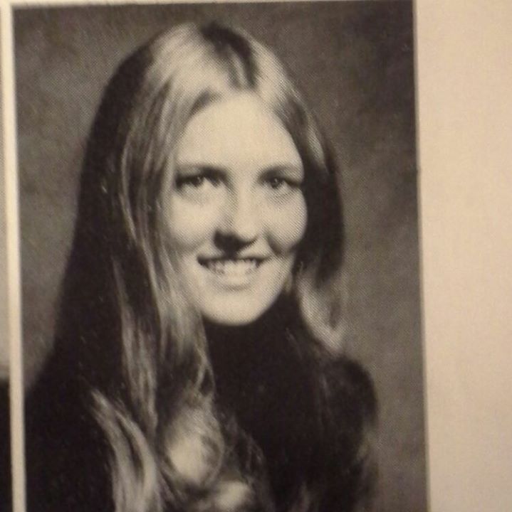 Lisa Sommars - Class of 1974 - Roseburg High School