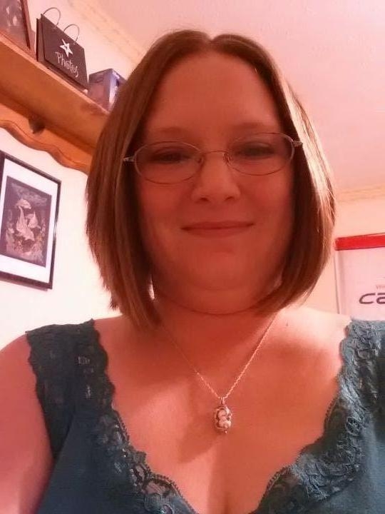 Elizabeth Furlong - Class of 2003 - Gar-field High School