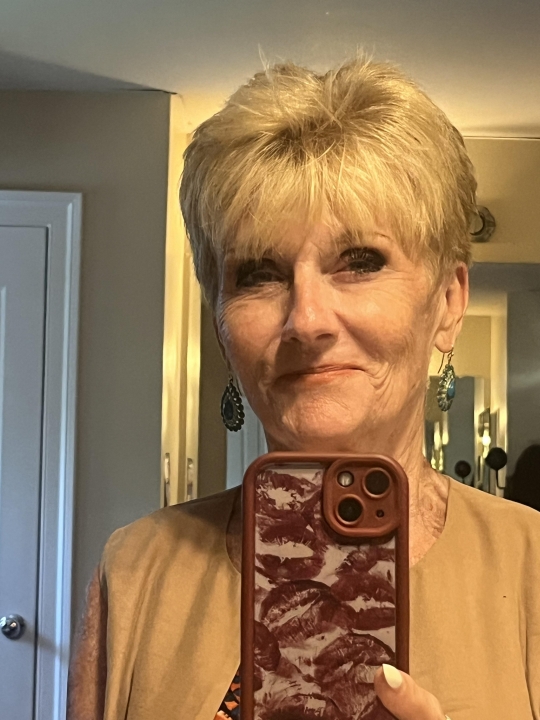 Kathy Cantrell - Class of 1971 - Robert E. Lee High School