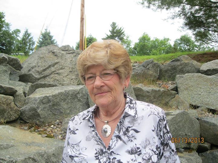 Carolyn Craig - Class of 1963 - Concord High School