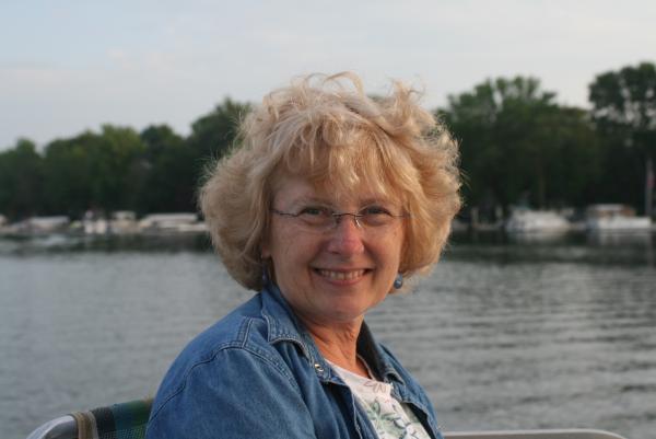 Carol Grant - Class of 1972 - Nicolet High School