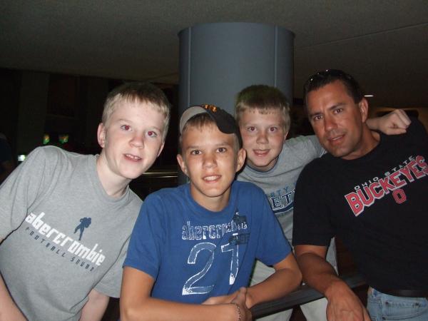 Mineral Ridge High School Classmates