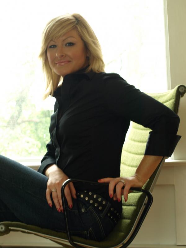 Elizabeth Coombs - Class of 1998 - Loveland High School