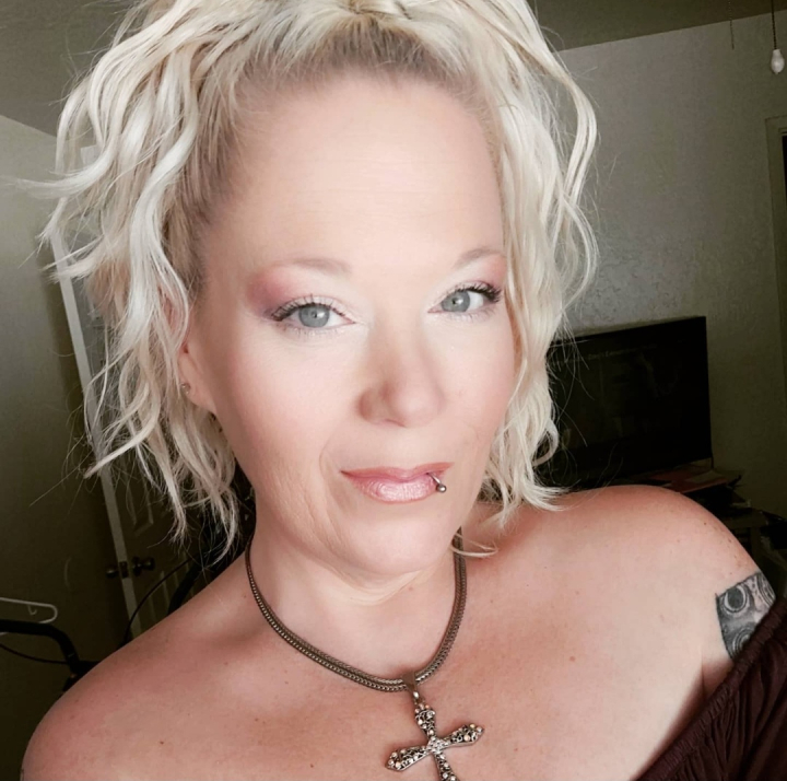 Kymberly Kelly - Class of 2001 - Hanford High School