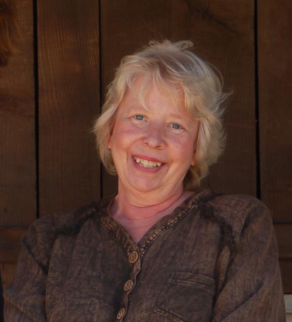 Suzanne Brown - Class of 1964 - Oakwood High School