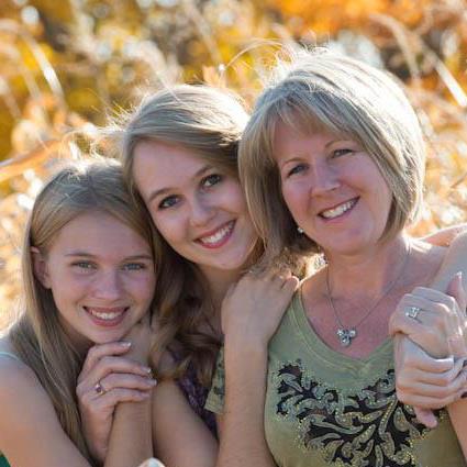 Kim Estenson Amundson - Class of 1985 - Rosemount High School