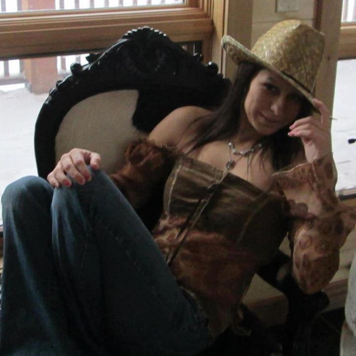 Nicole Tolar - Class of 2004 - Bloomfield High School