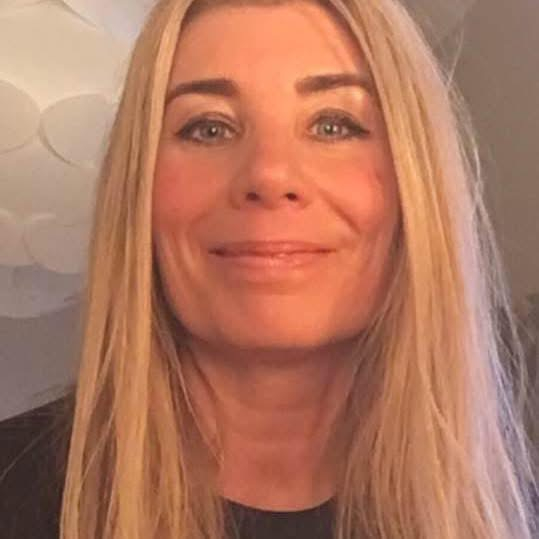 Elizabeth Fraser - Class of 1984 - Los Altos High School