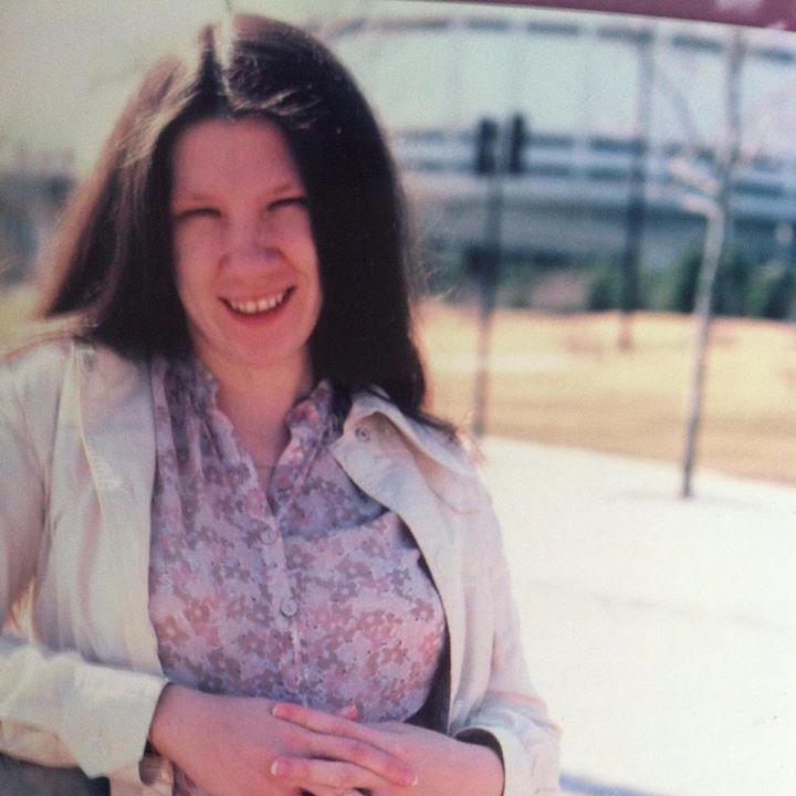 Lara Moeller - Class of 1973 - Bellevue High School