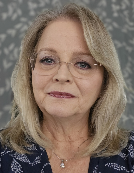 Deb Lindstrom - Class of 1976 - Laurens-marathon High School