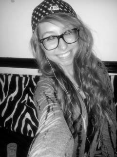 Lindsey Cartove - Class of 2011 - Lewis Central High School
