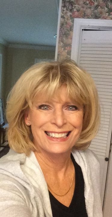 Claudia Hill - Class of 1972 - Hillsboro High School