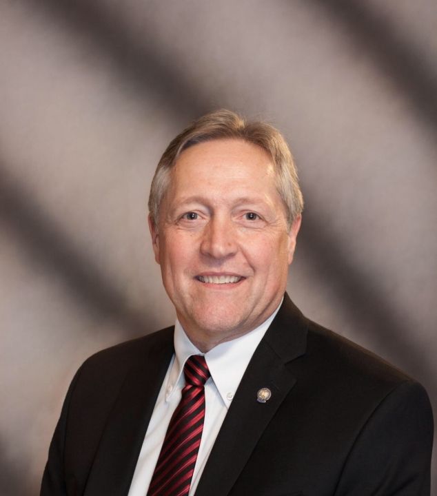 Larry Kahl - Class of 1975 - Woodbury Central High School