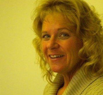Kim Naujok-taylor - Class of 1979 - L'anse Creuse High School