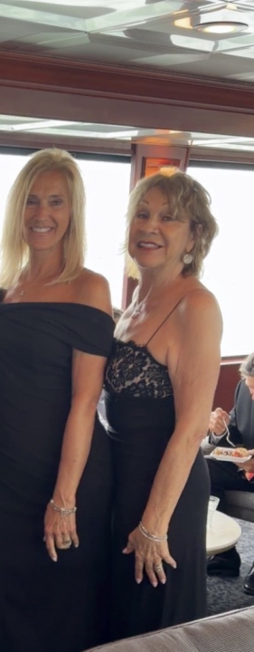 L'anse Creuse High School Classmates