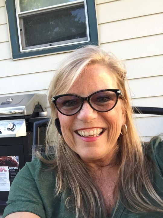 Karen Lindquist - Class of 1976 - Port Huron High School