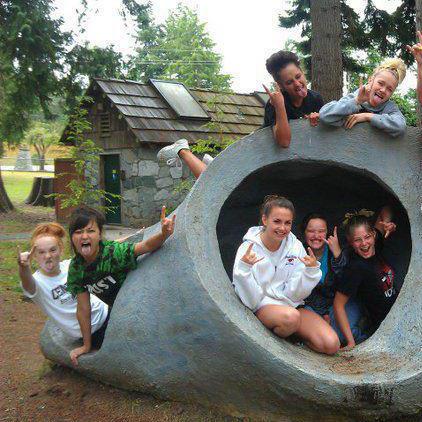 Alyssa Anderson - Class of 2012 - Peninsula High School