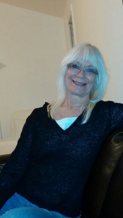 Michele Stover - Class of 1971 - Maine West High School