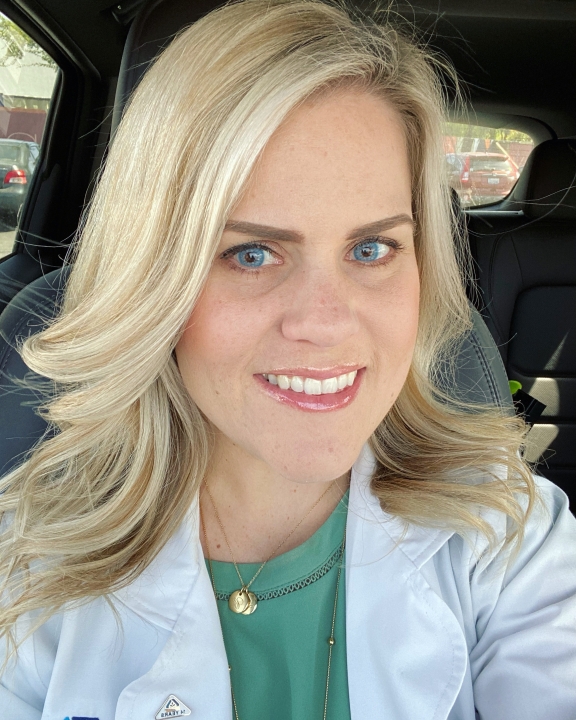 Holli Kraus - Class of 2001 - Temecula Valley High School