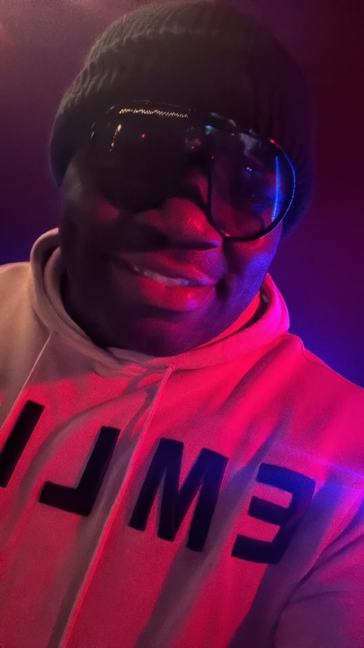 Vernell Livers - Class of 2002 - Walter L. Cohen High School