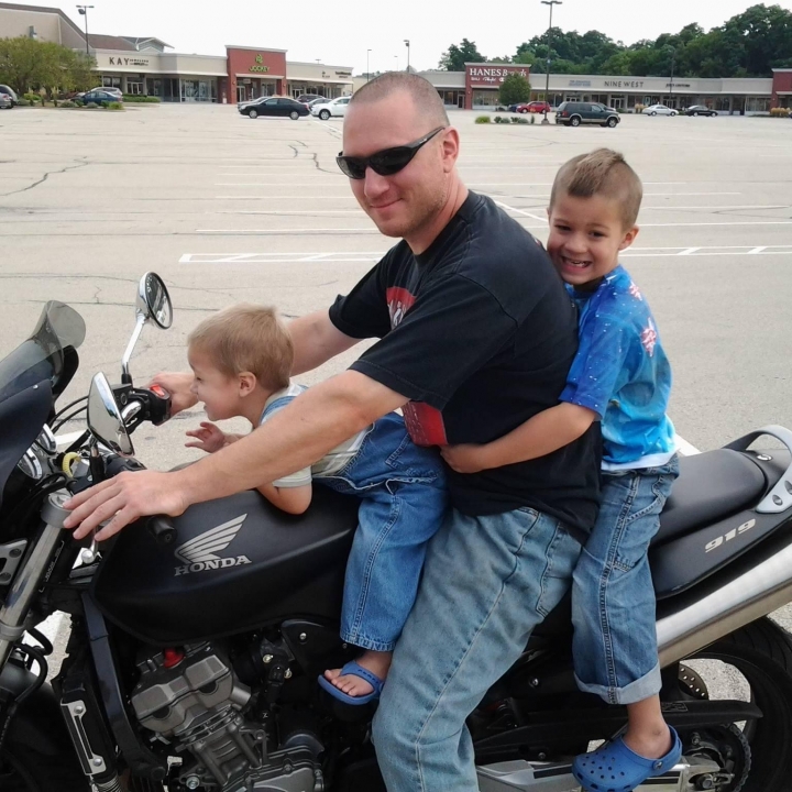 Eric Middleton - Class of 1993 - Carman-ainsworth High School