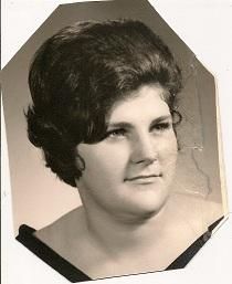 Linda Farrar - Class of 1971 - Red Hill High School