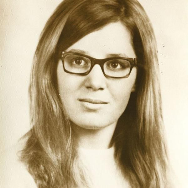 Susan Roberts - Class of 1968 - Lee High School