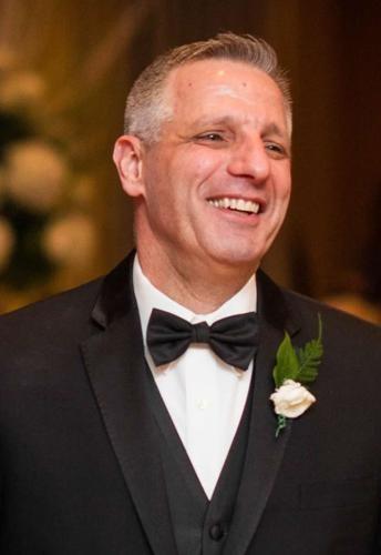 Stephen J Macrone