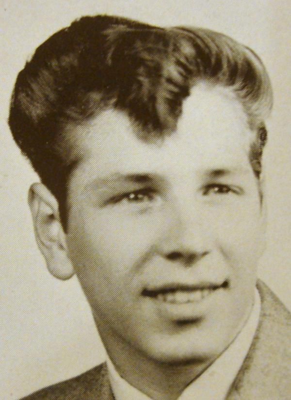Robert L. Opczynski
