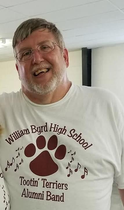 Michael (mike)  Howard Cecil
