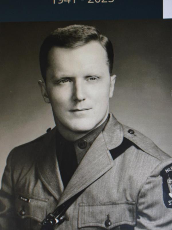 William Kenneth "kenny" Black