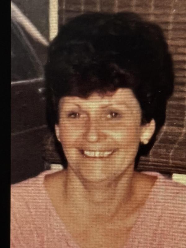 Linda Irene (mcglaughlin) Lafleur