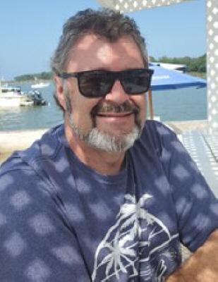 Robert (rob) Young