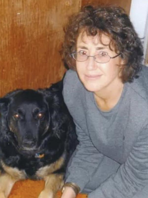 Joanne M, Murray