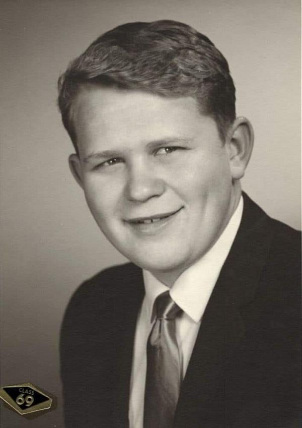 Kenneth K Kamrar