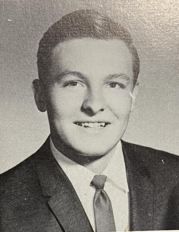 Russell D Sanders