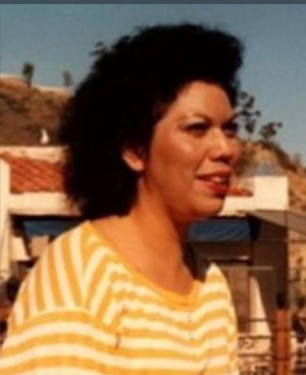Gloria Cardenas Almodova