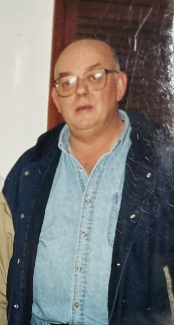 Lynn E Jones